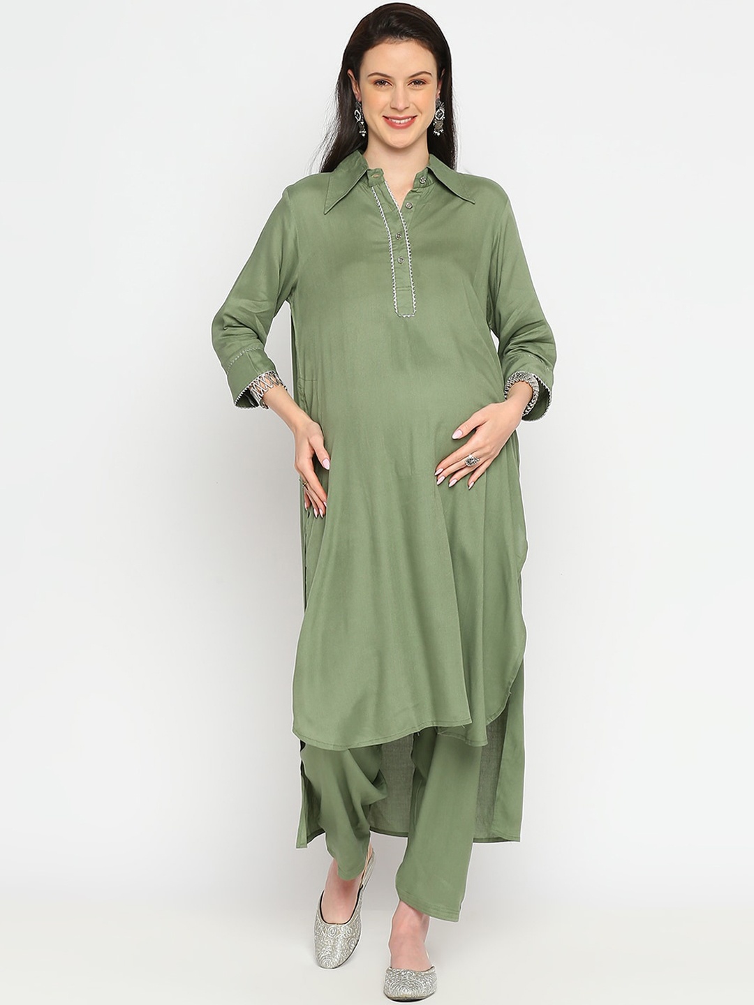 

Mom For Sure by Ketki Dalal Shirt Collar Gotta Patti Maternity Nursing Kurta With Trousers, Olive