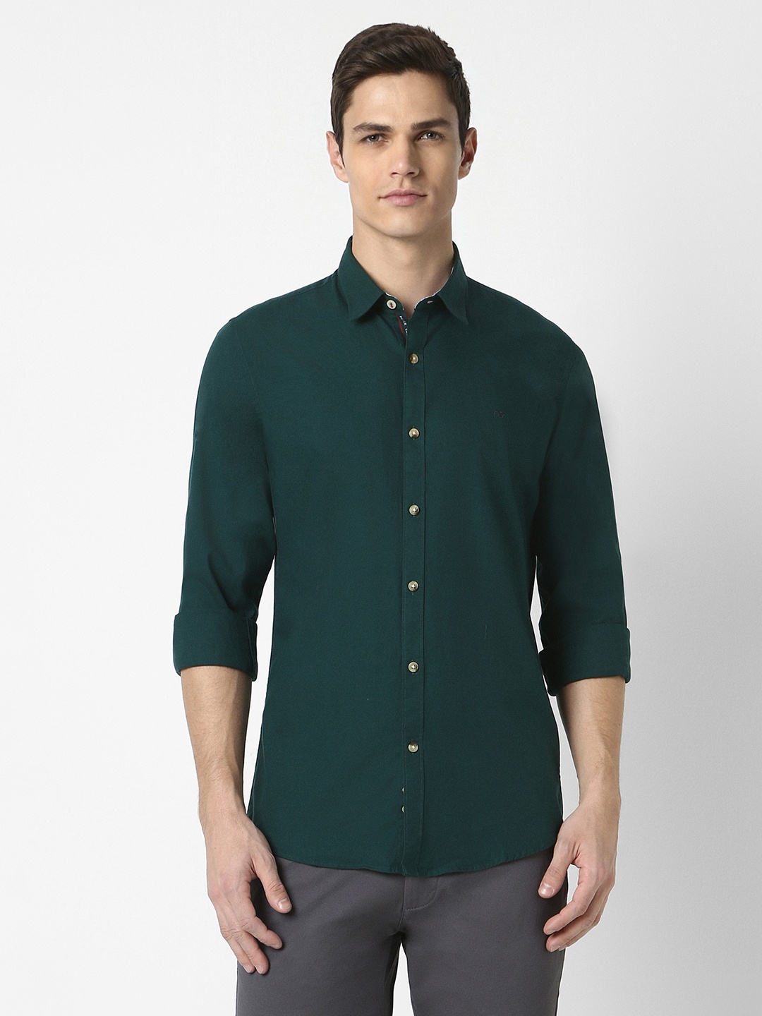 

Peter England Casuals Men Green Slim Fit Casual Shirt