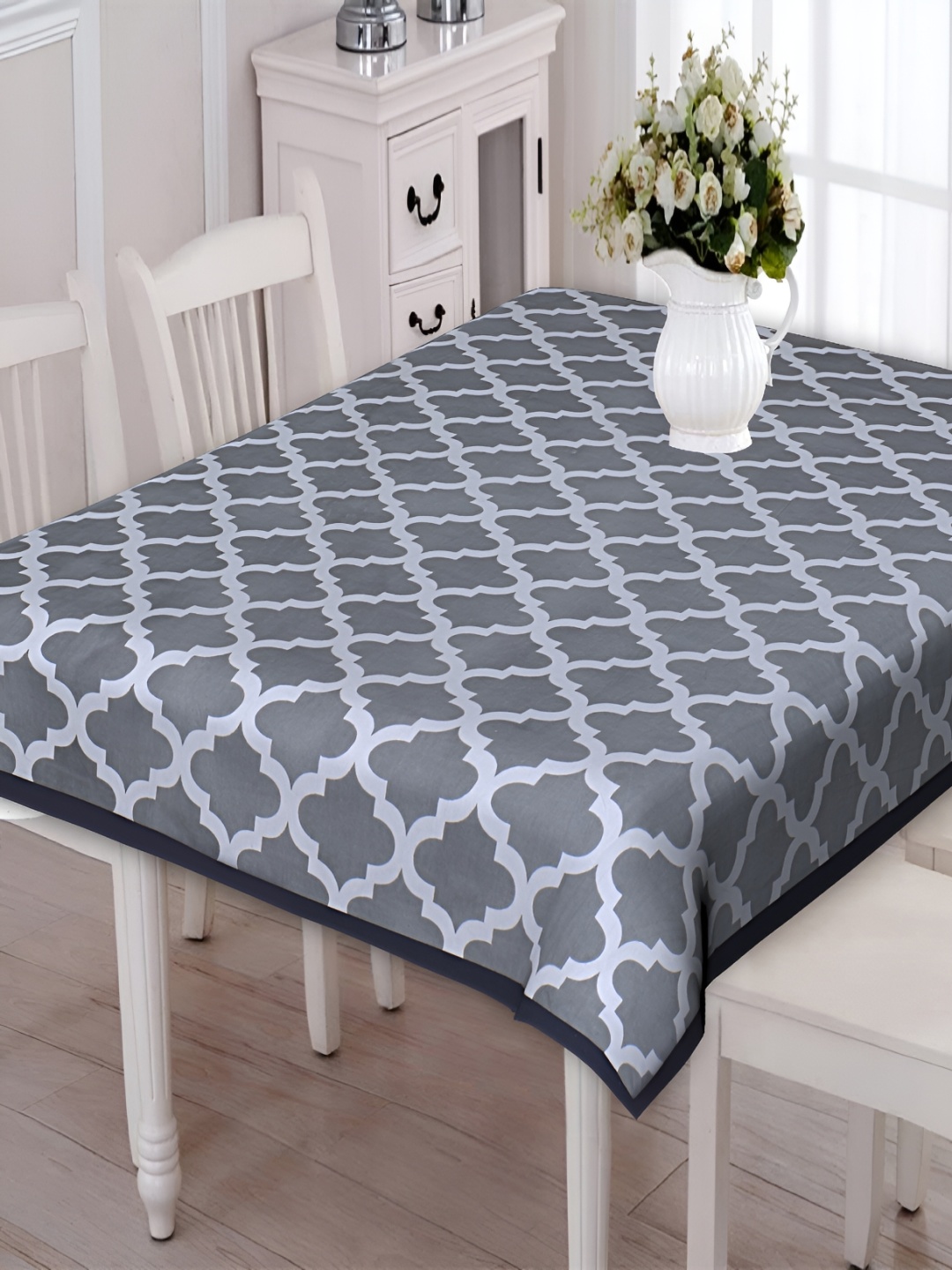 

Texstylers Grey & White Geometric Cotton Table Cover