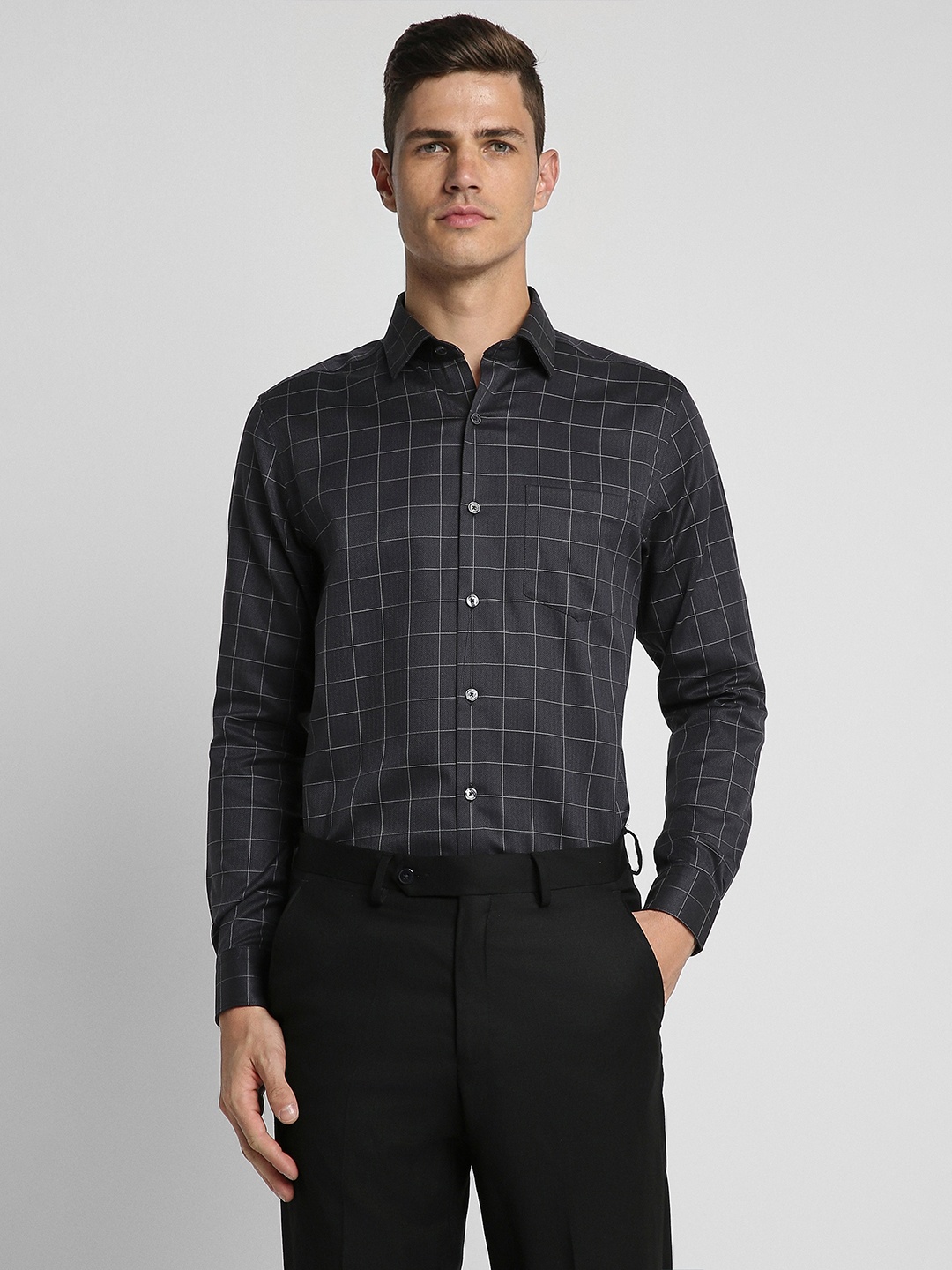 

Peter England Elite Men Black Slim Fit Checked Formal Shirt