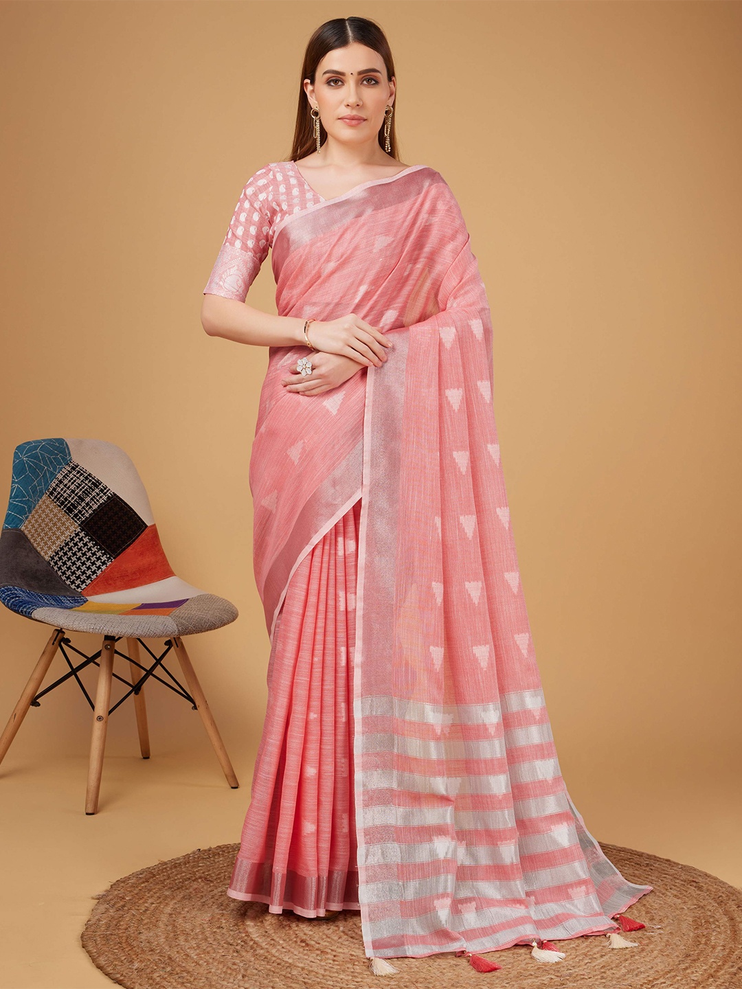 

Mitera Peach-Coloured Geometric Woven Design Saree