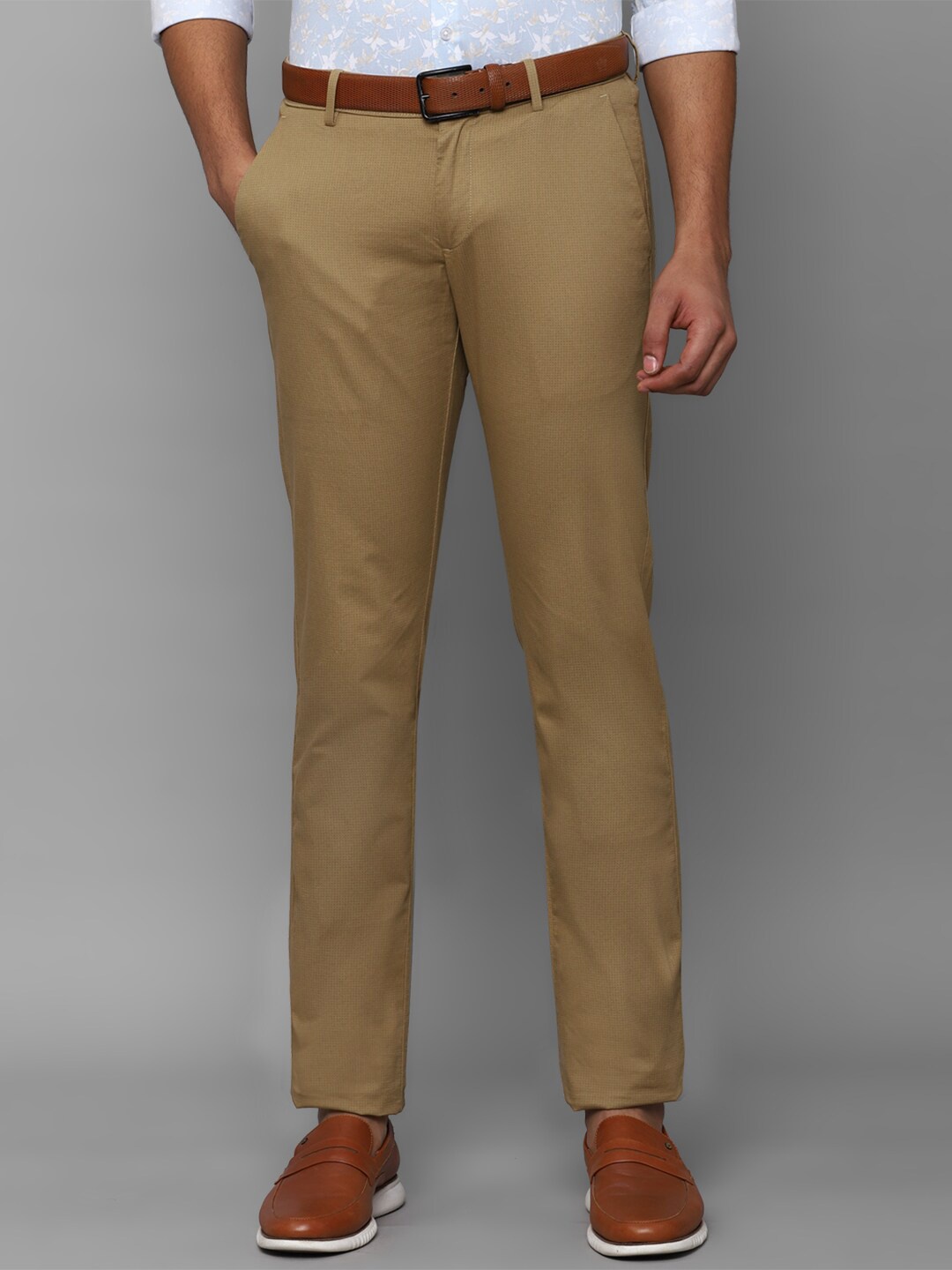 

Allen Solly Men Slim Fit Trousers, Khaki