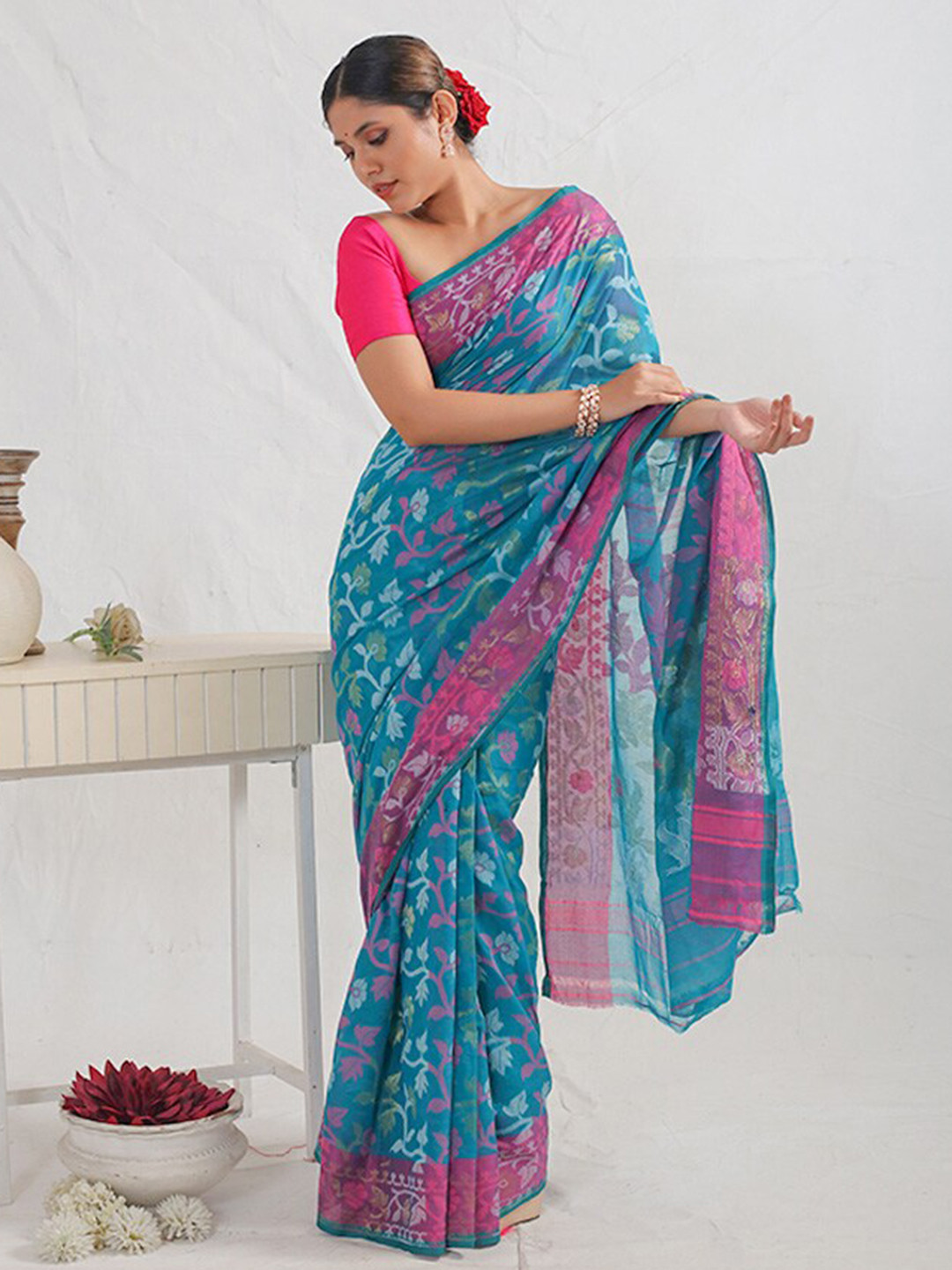 

AllSilks Floral Woven Design Pure Cotton Jamdani Saree, Green