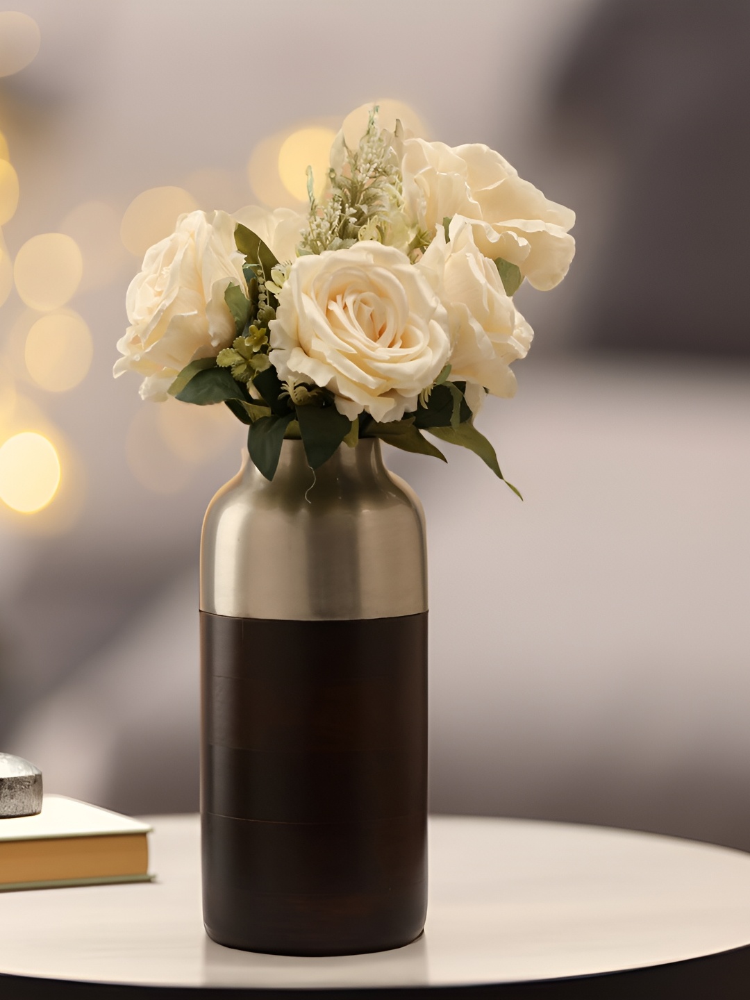 

Decor de Maison Brown & Grey Wooden Flower Vase