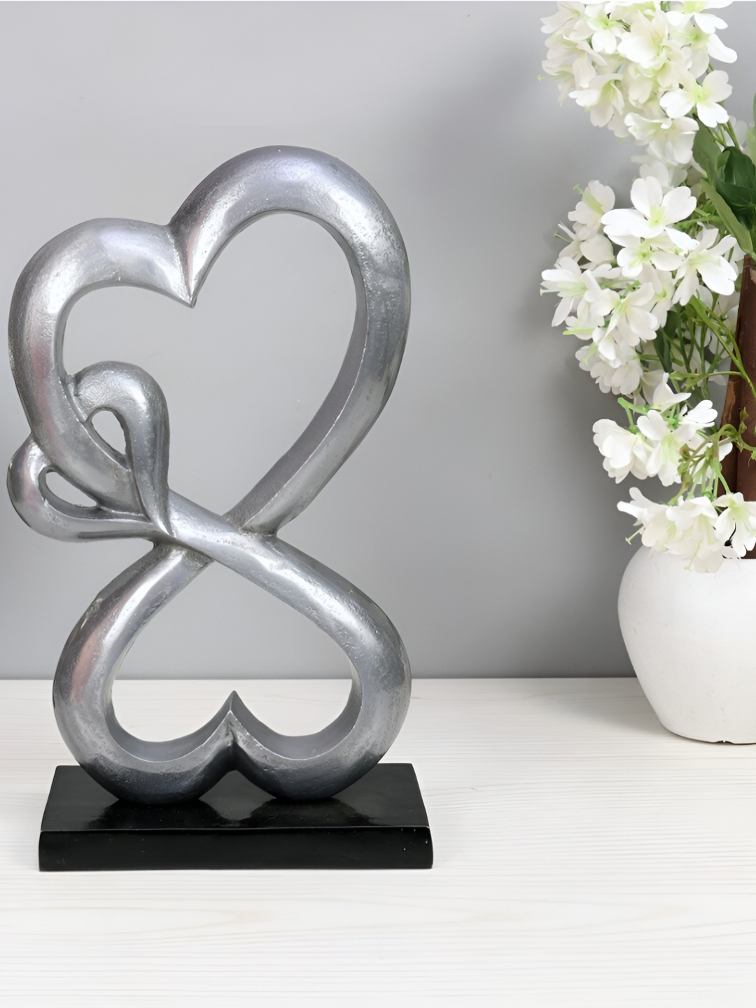 

Decor de Maison Blue Family Heart Showpiece