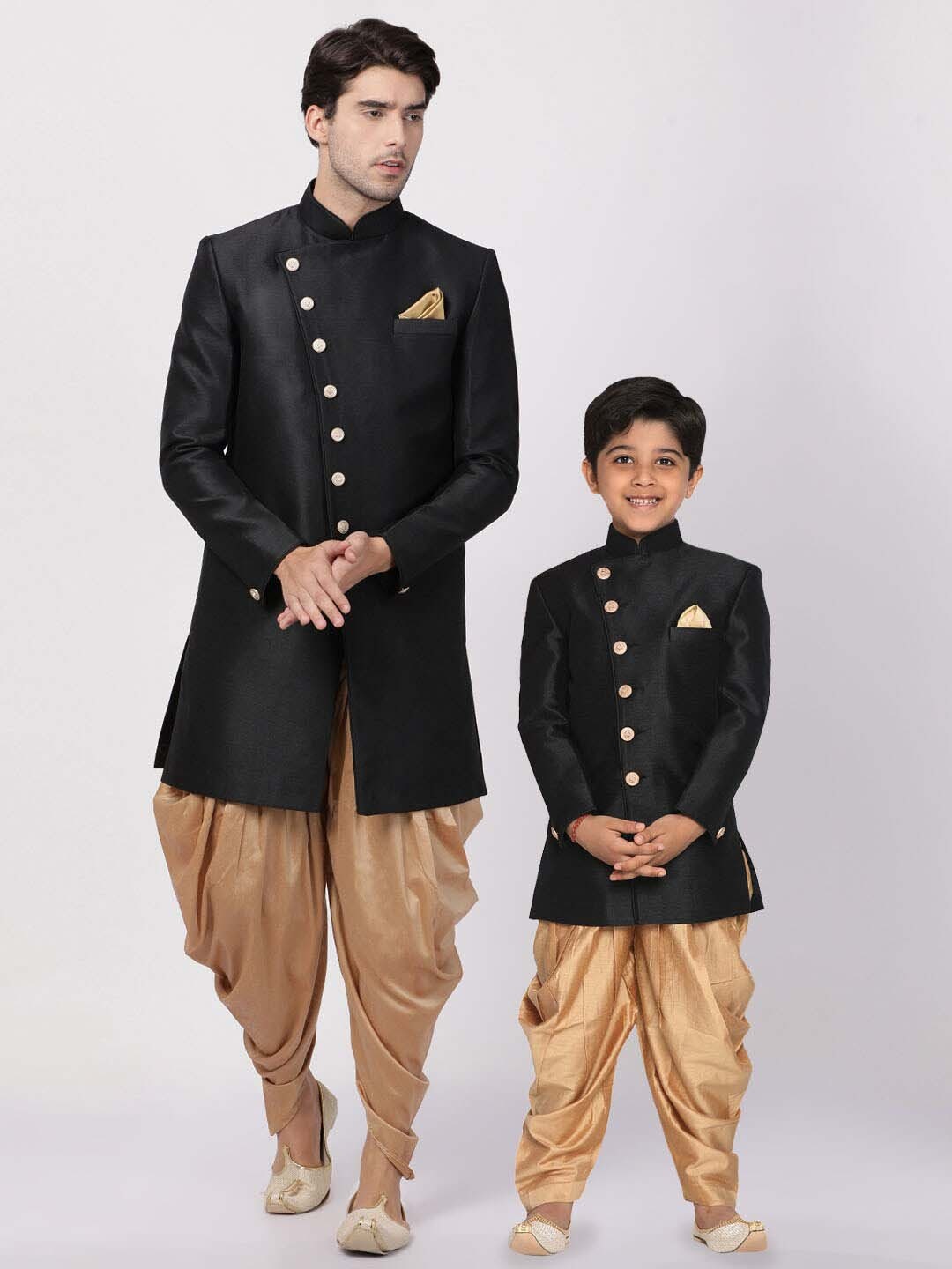 

VASTRAMAY Mandarin Collar Sherwani Set, Black