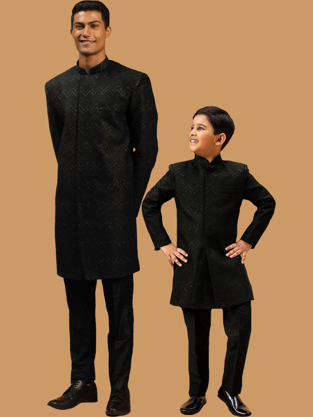 

VASTRAMAY Glitter Printed Slim-Fit Sherwani Set, Black