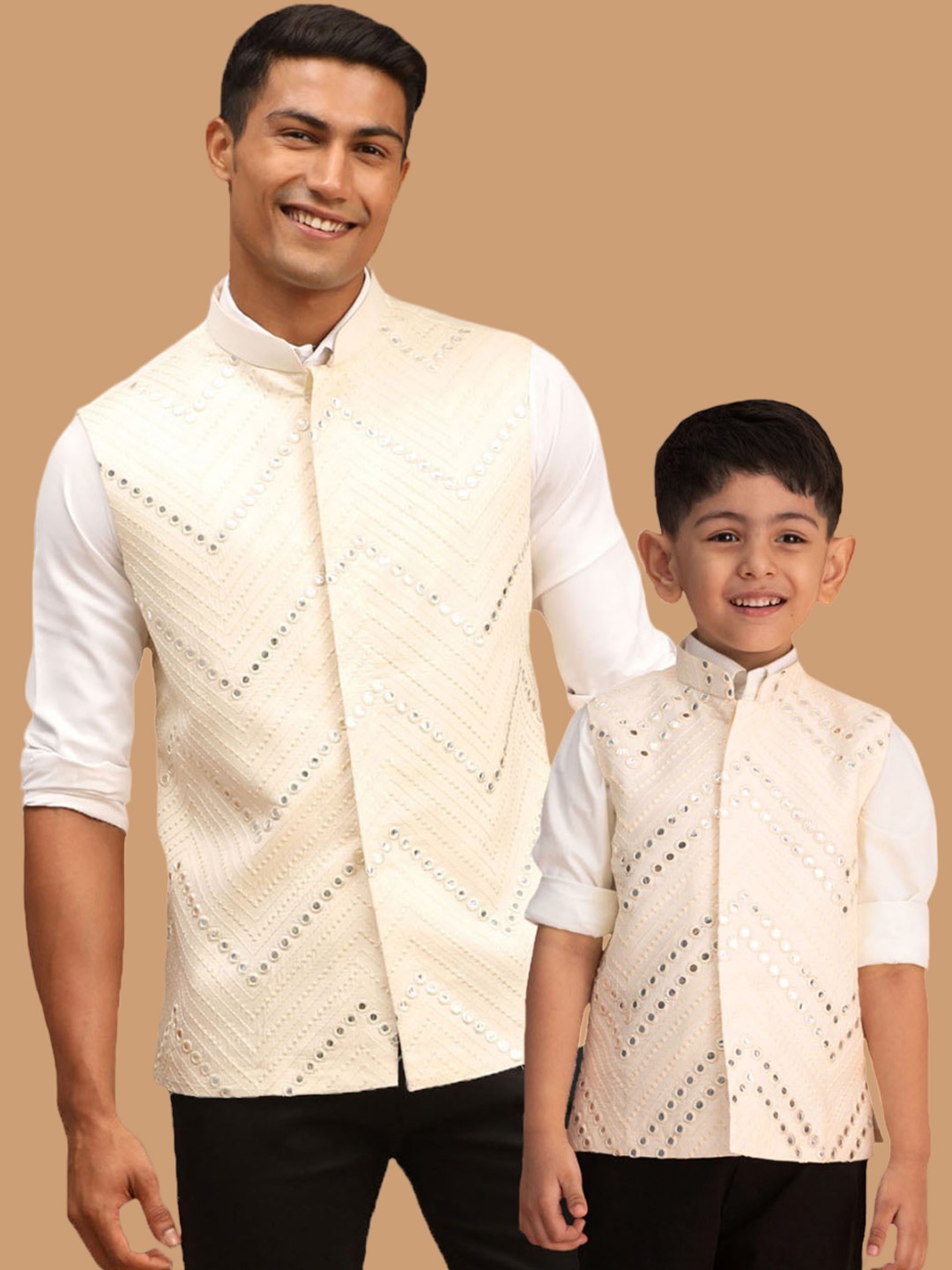 

VASTRAMAY Chevron Mirror Work Embroidered Slim-Fit Nehru Jackets, Cream