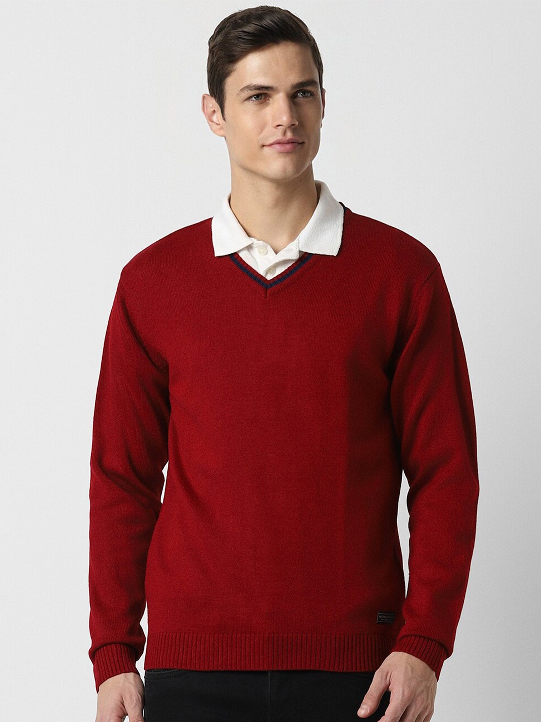 

Peter England Casuals V-Neck Pure Acrylic Pullover, Red