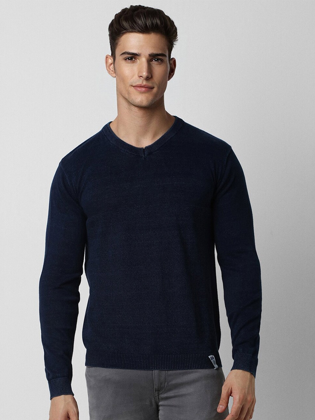 

Peter England Casuals V-Neck Pure Cotton Pullover, Navy blue