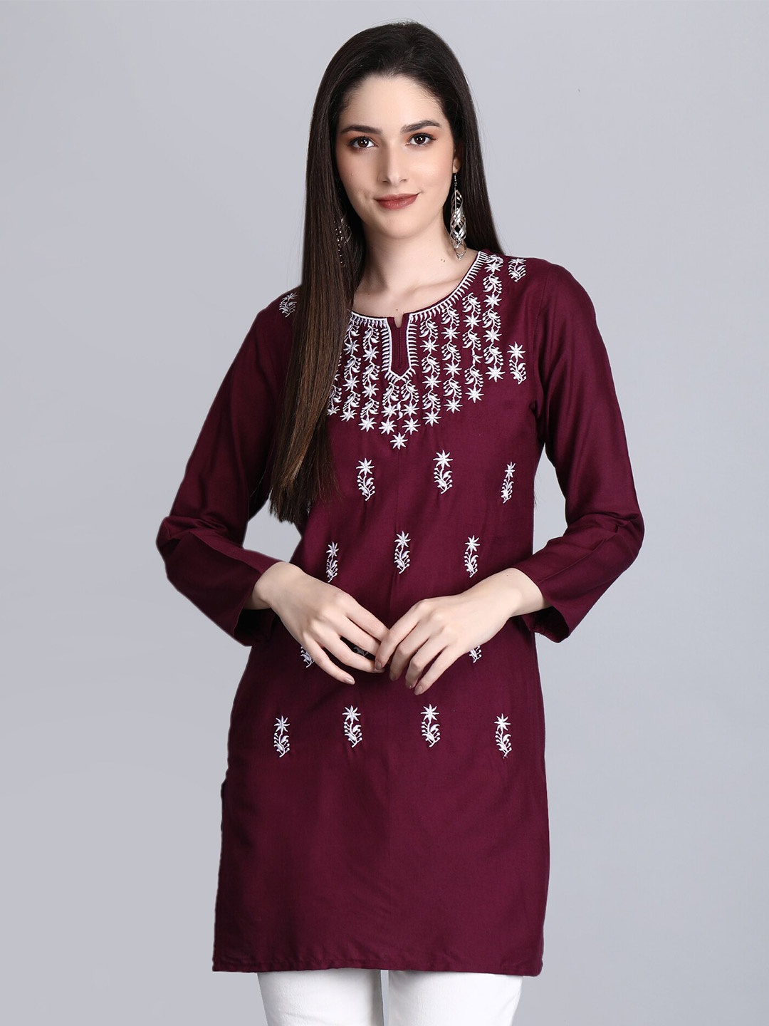 

SGRF Floral Embroidered Round Neck Kurti, Maroon