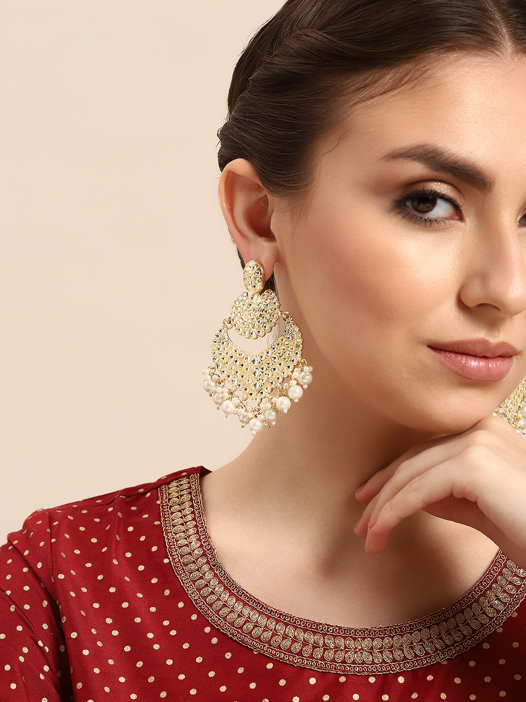 

House of Pataudi Gold-Plated Crescent Shaped Chandbalis Earrings