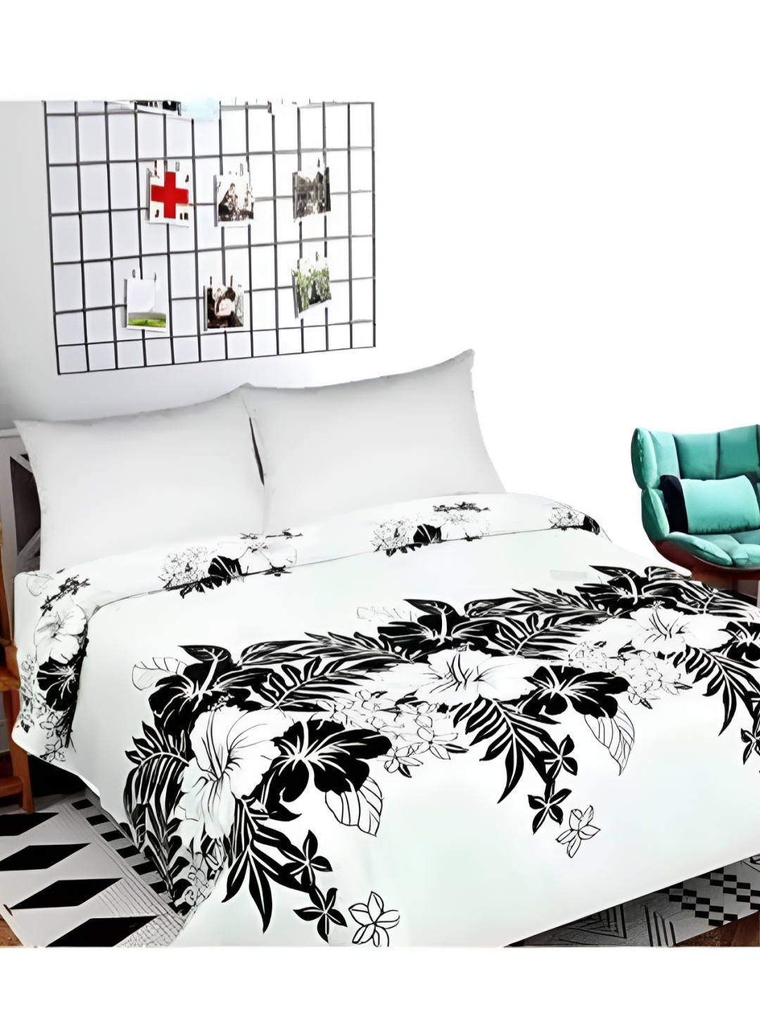 

Supreme Home Collective White & Black 144 TC Queen Bedsheet