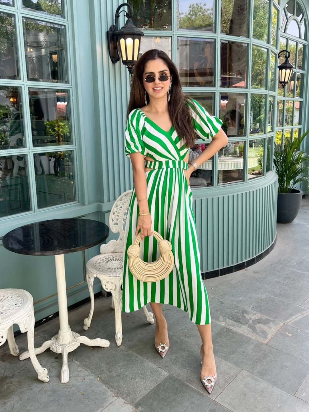 

By The Bay Striped V-Neck Puff Sleeves Midi Dress, Green