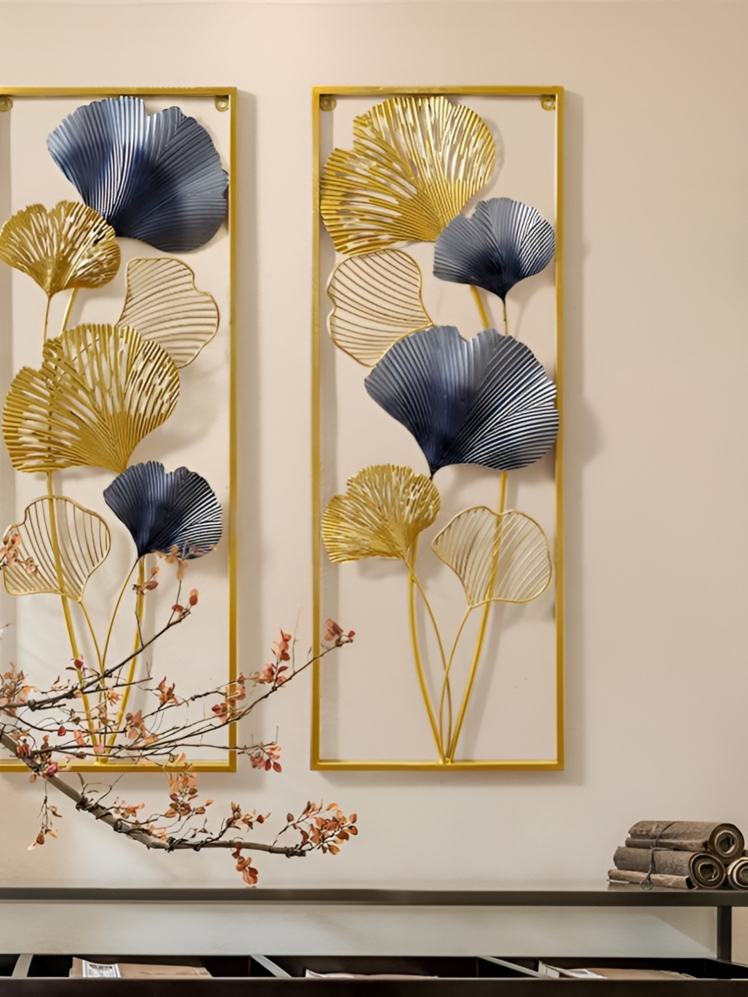 

HANDICRAFTS TOWN Gold-Toned Floral Wall Decor