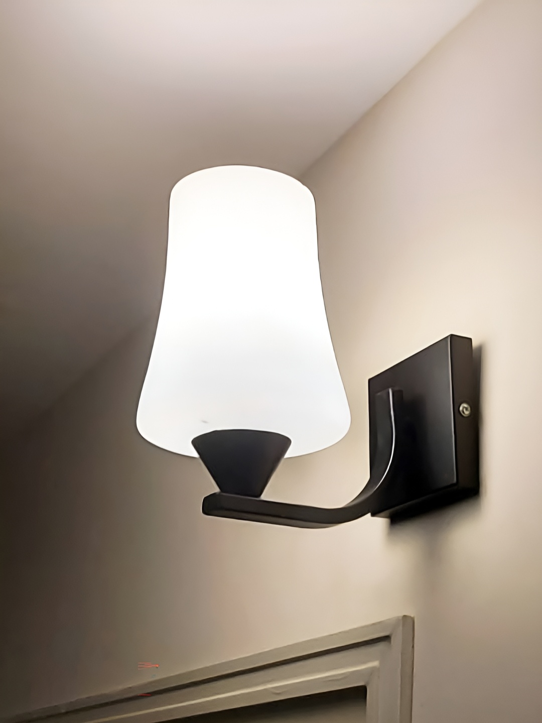 

BrightLyt Black & Black Metal Wall Lamp