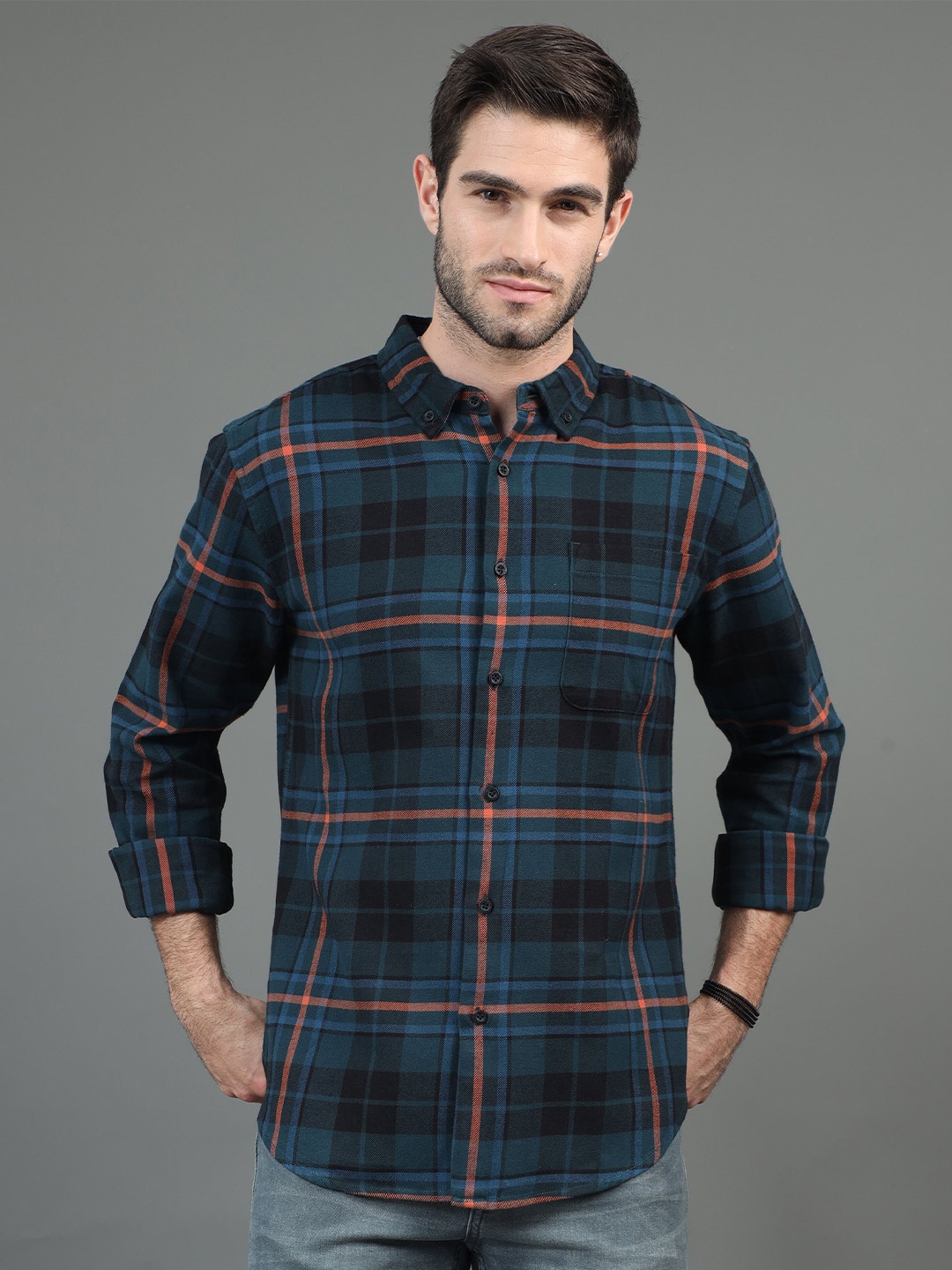 

HERE&NOW Blue Spread Collar Slim Fit Checked Casual Shirt