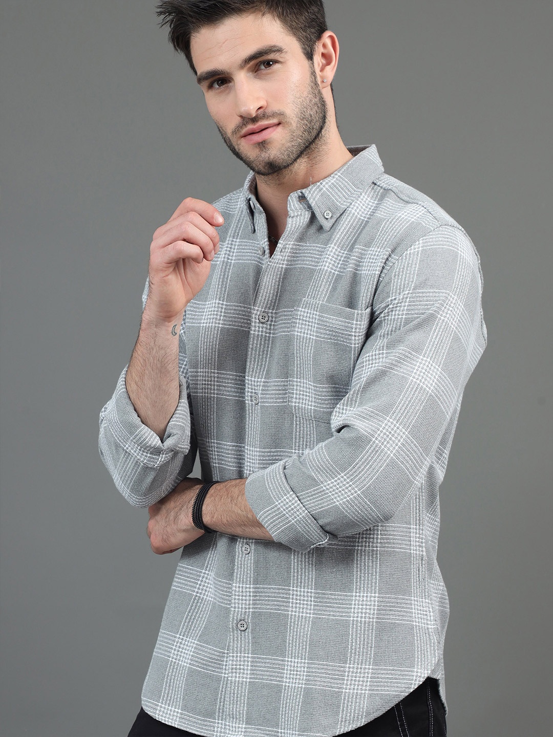 

HERE&NOW Grey & White Slim Fit Checked Button-Down Collar Cotton Casual Shirt