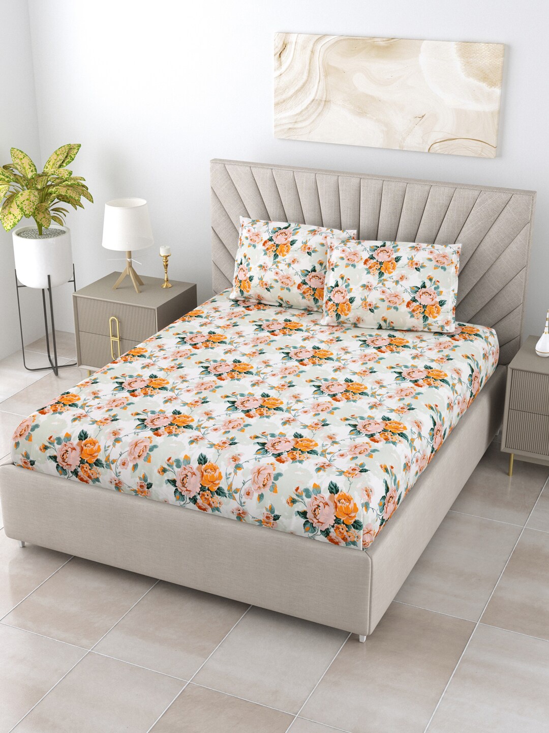 

BOMBAY DYEING FLORENTINE Orange & Pink Cotton 144 TC Queen Bedsheet with 2 Pillow Covers