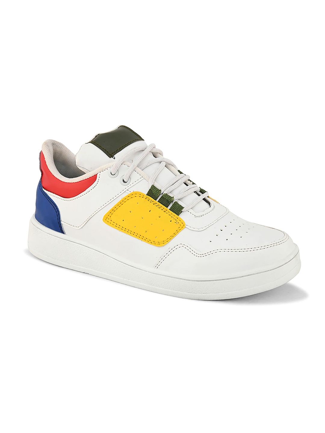 

The Roadster Lifestyle Co. Men White & Yellow Colourblocked Lightweight Sneakers