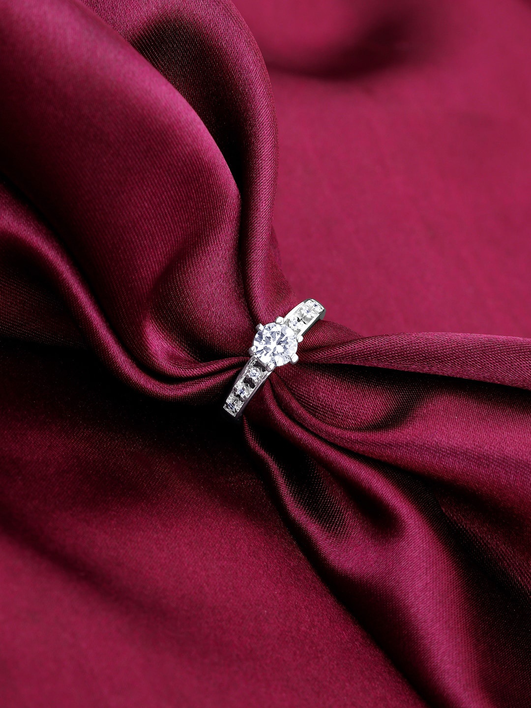 

GIVA 925 Sterling Silver Rhodium-Plated Adjustable Finger Ring