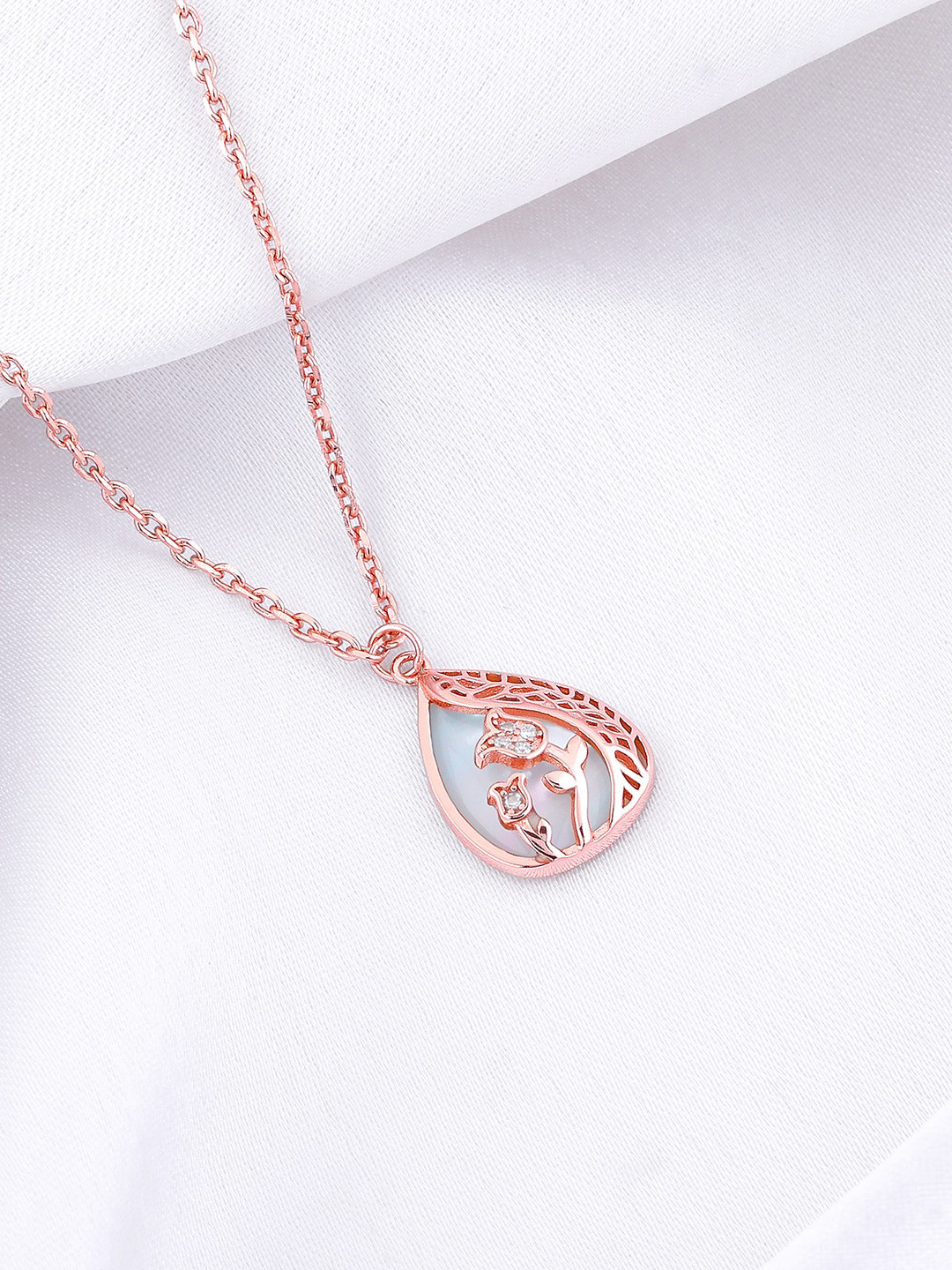 

GIVA 92.5 Sterling Silver Rose Gold-Plated Stone-Studded Divine Bloom Pendant & Link Chain
