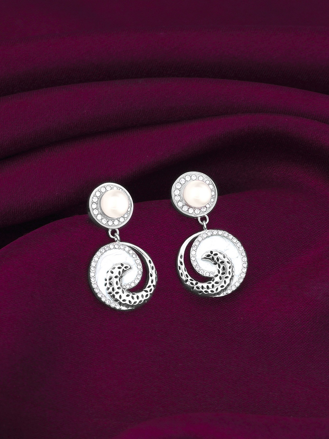 

GIVA Silver-Toned Sterling Silver Rhodium-Plated Contemporary Earrings