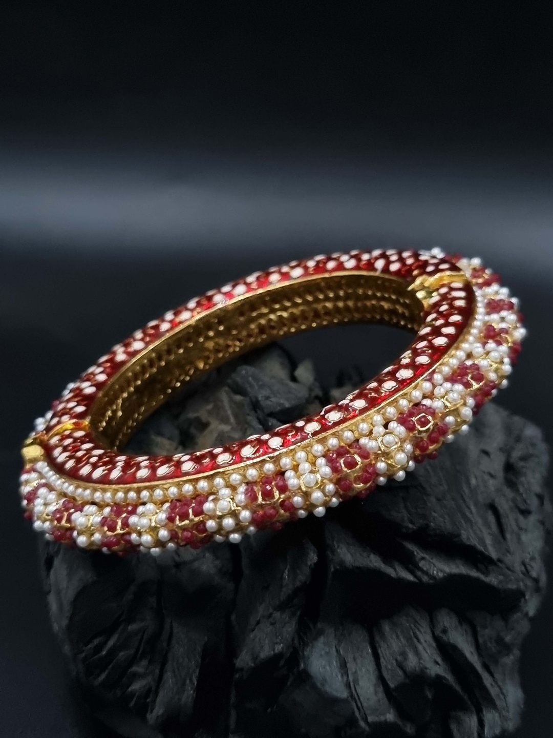 

Anouk Gold Plated Pearl Studded Ethnic Rajasthani Bangles, Maroon