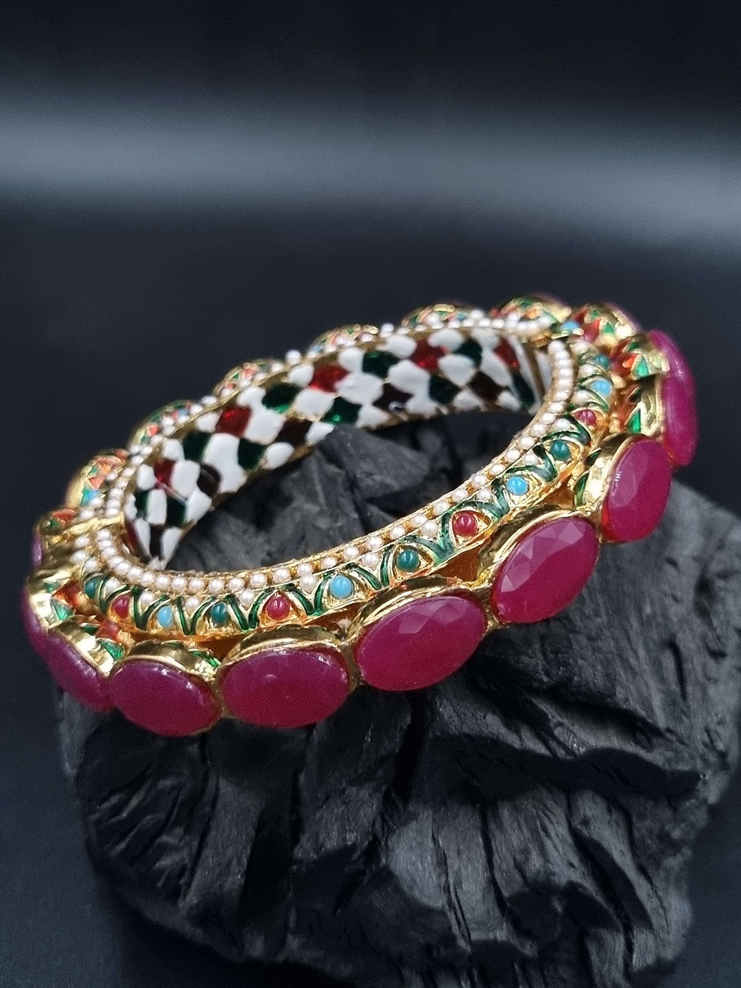 

Anouk Gold Plated Pearl Studded Ethnic Rajasthani Bangles, Maroon