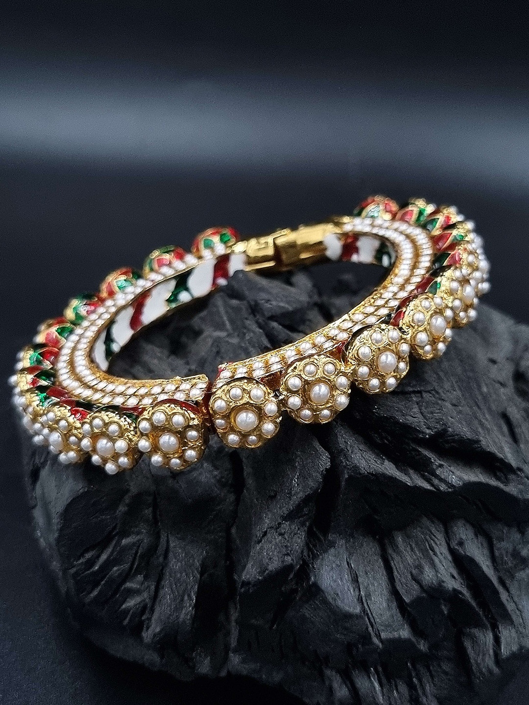

Anouk White Gold Plated Pearl Studded Ethnic Rajasthani Bangles