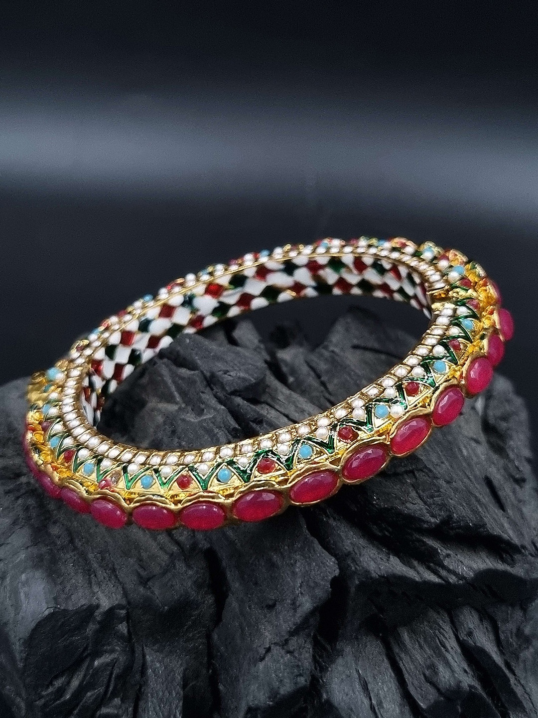 

Anouk Gold-Plated Pearl Beaded Bangle