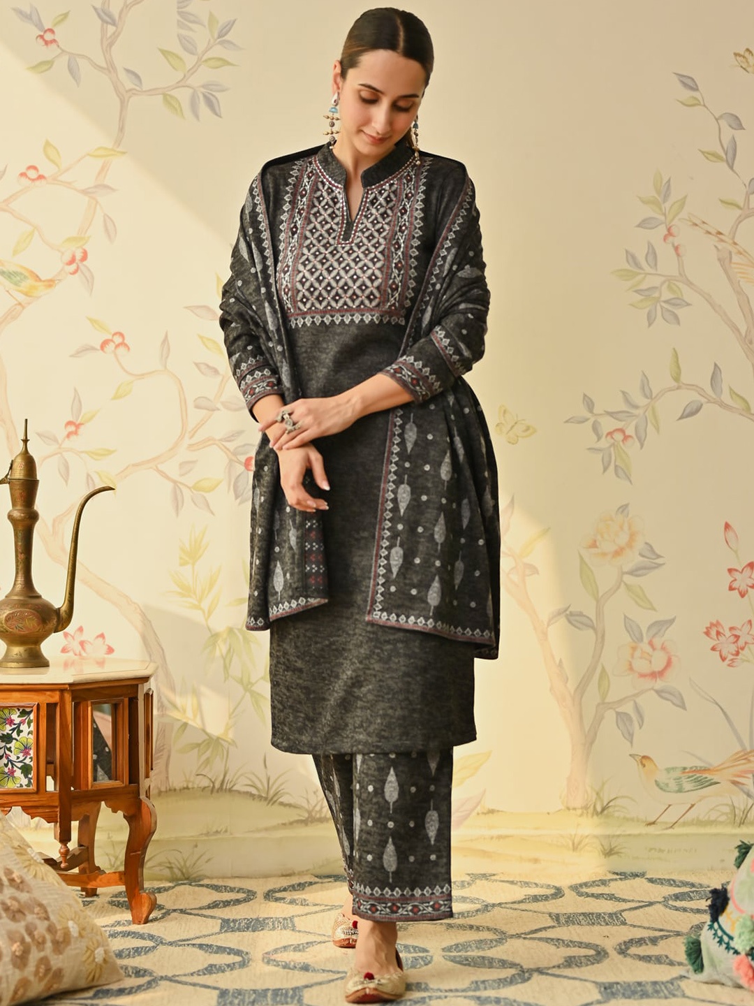 

Rustorange Ethnic Motifs Yoke Design Sequinned Kurta & Trouser With Dupatta, Black