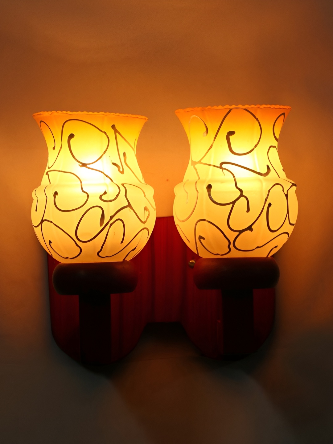

Afast White & Brown Printed Abstract Shaped Glass Contemporary Wall Lamp