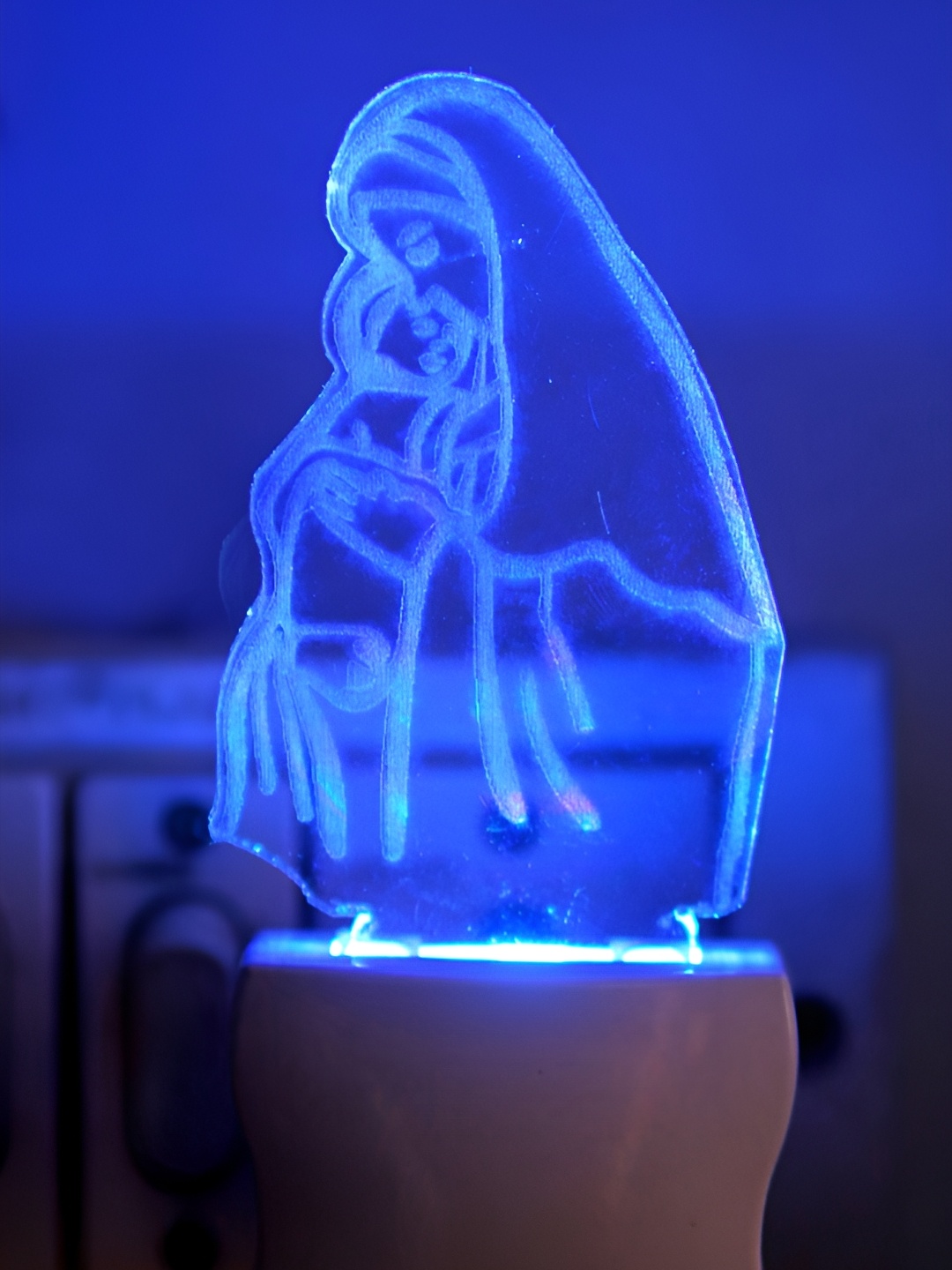 

Afast Blue & Green Acrylic 3D Illusion LED Plug Night Lamp