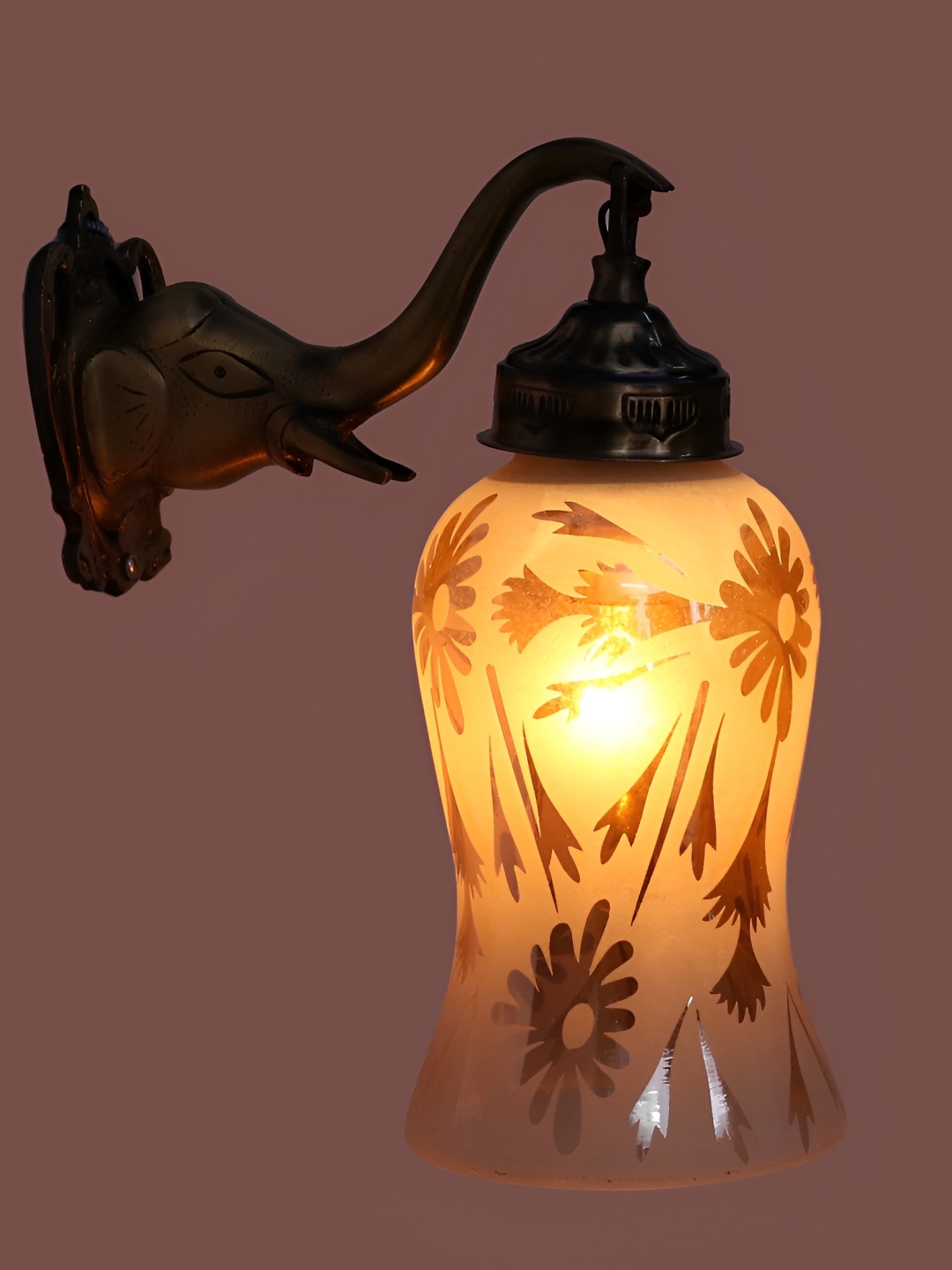 

Afast Cream & Bronze Textured Glass Contemporary Wall Lamp