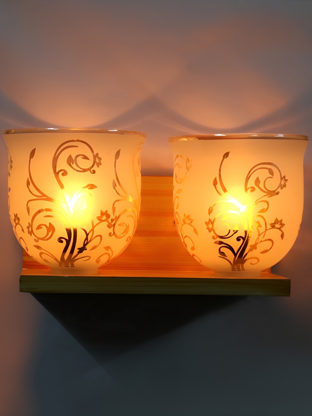 

Afast Transparent & White Printed Glass Contemporary Wall Lamp