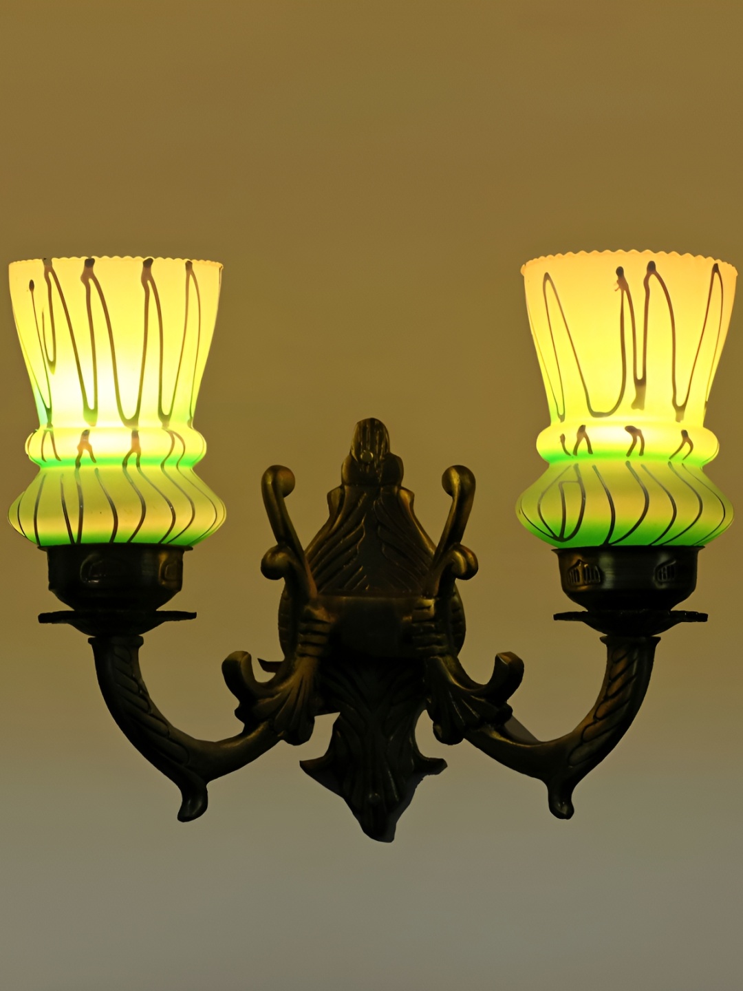 

Afast White and Green Glass Wall Lamp