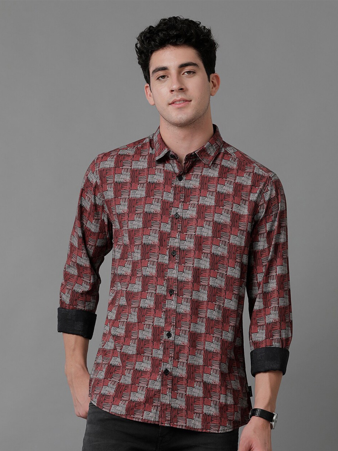 

Voi Jeans Abstract Printed Classic Slim Fit Cotton Casual Shirt, Red