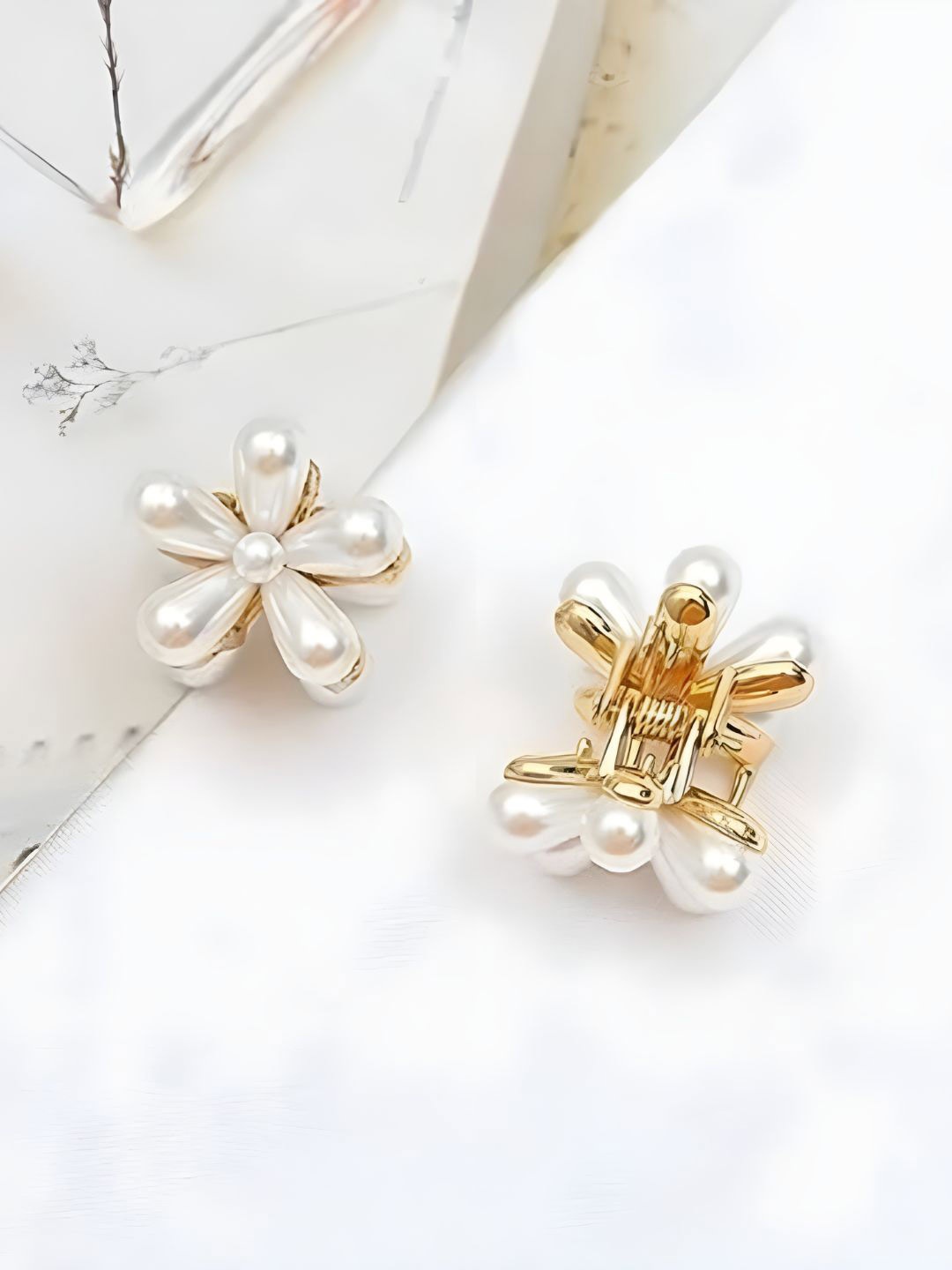 

ANNA CREATIONS Set Of 27 Floral Embellished Claw Clip, Gold