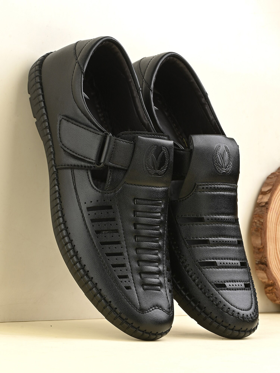 

Vellinto Men COMET Ethnic Shoe-Style Sandals With Velcro Closure, Black