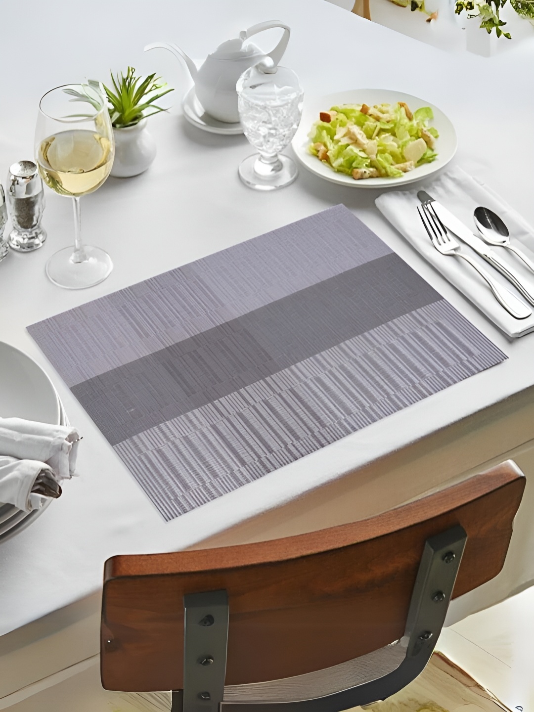 

YELONA Grey 8 Pieces Striped Rectangular Table Placemats