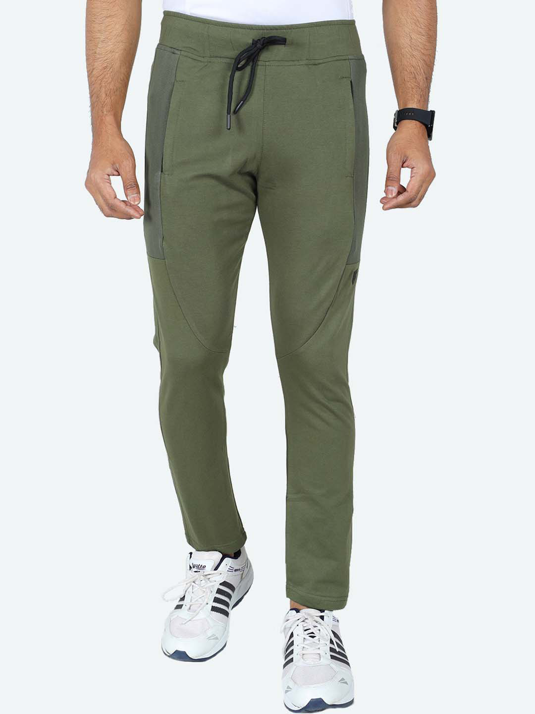 

GAME BEGINS Men Regular Fit Mid-Rise Cotton Track Pants, Olive