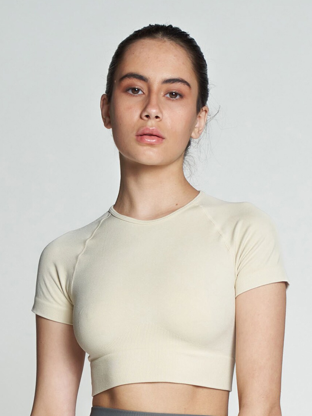 

Koovs Raglan Sleeves Fitted Crop Top, Off white