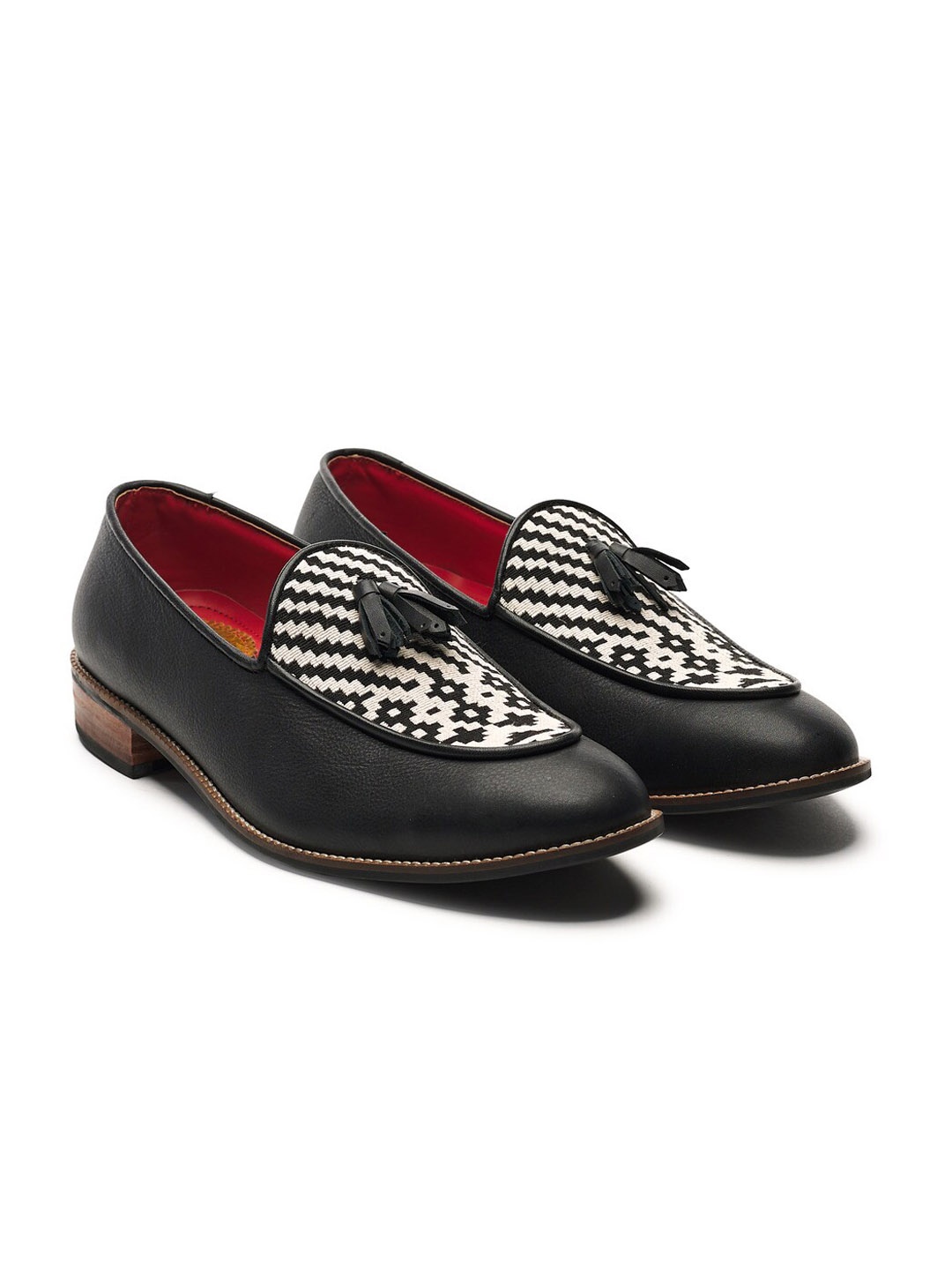 

Banjaaran Studio Men Texo Leather Tassel Loafers, Black
