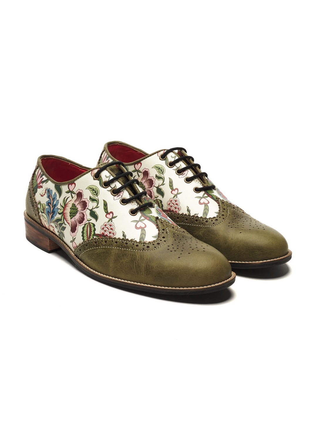 

Banjaaran Studio Men Bageecha Printed Leather Oxfords, Olive