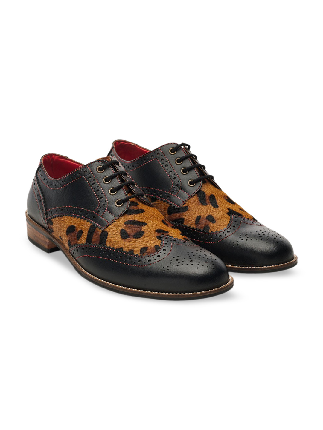 

Banjaaran Studio Men Leopard Printed Perforated Leather Brogues, Black
