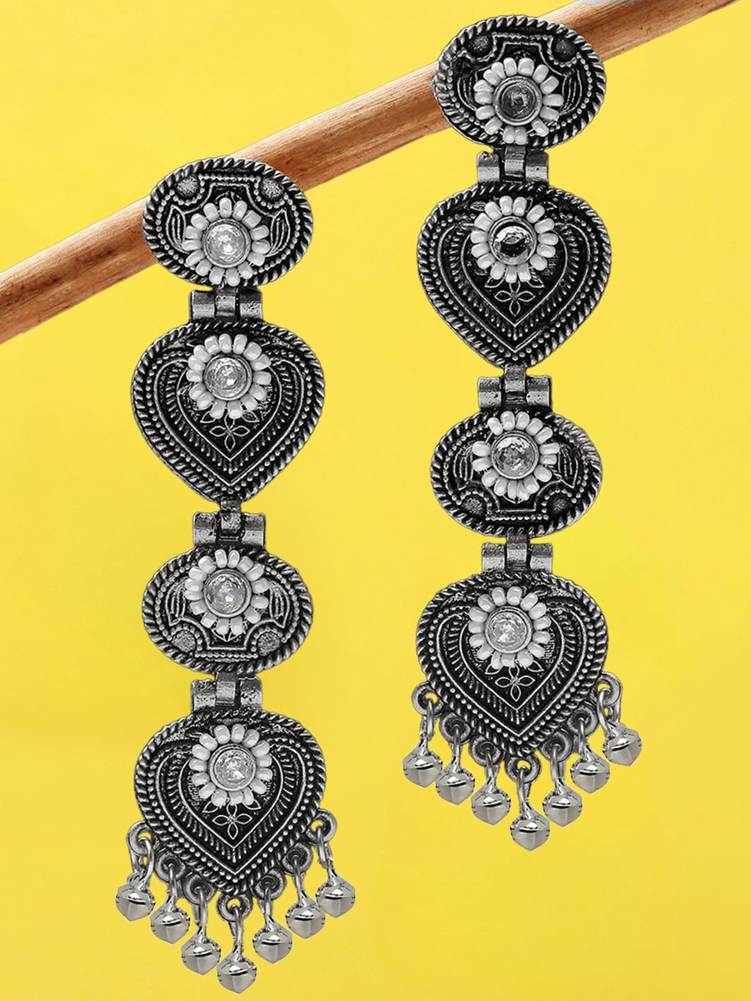 

OOMPH Oxidised Kundan-Studded Drop Earrings, Silver