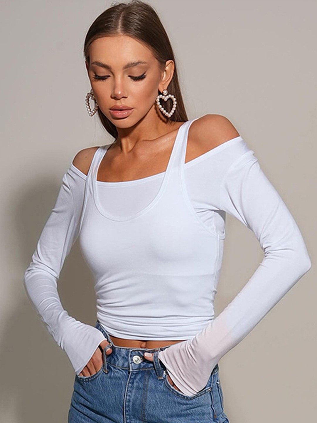 

LULU & SKY Cold-Shoulder Sleeves Fitted Crop Top, White