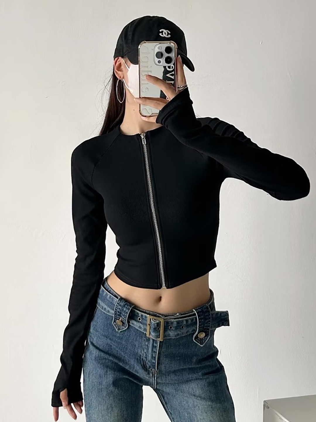 

LULU & SKY Raglan Sleeves Cropped Fitted Top, Black
