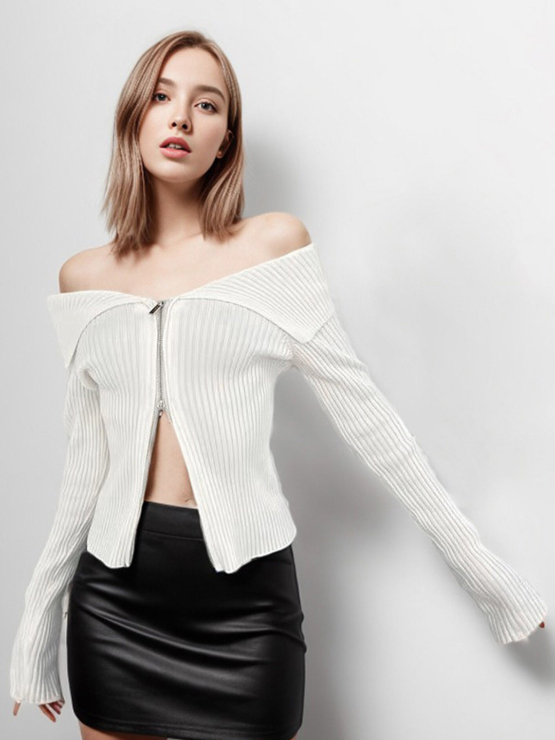 

LULU & SKY Off-Shoulder Bardot Top, White